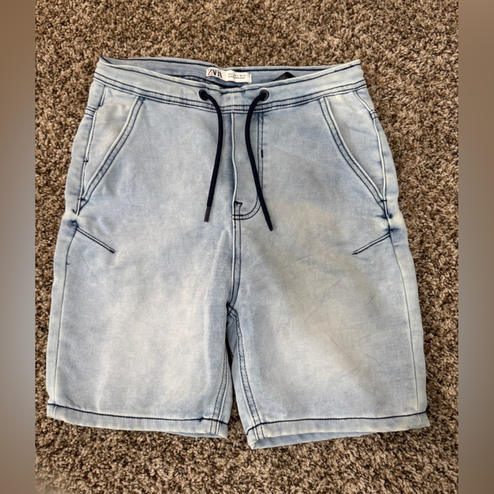 Zara Men’s Soft Denim Shorts 30 Waist